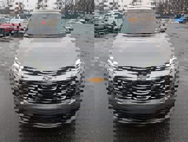 New 2026 Chevrolet Equinox LT w/ Convenience Package II image 2