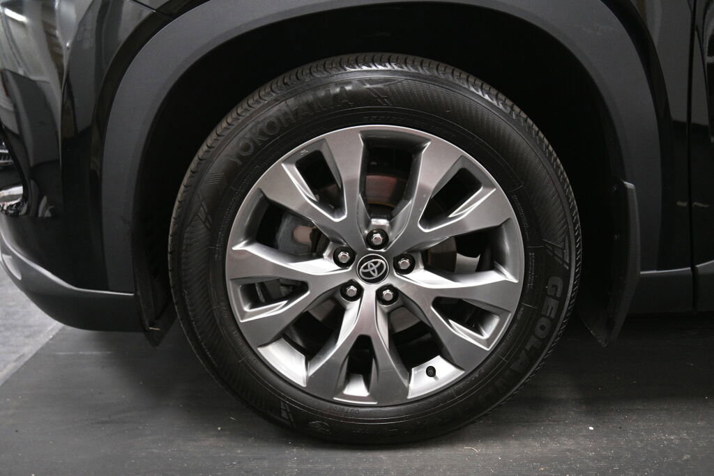 Used 2024 Toyota Grand Highlander Limited image 35