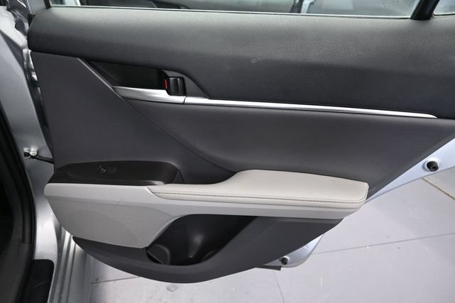 Used 2024 Toyota Camry XLE FWD image 29