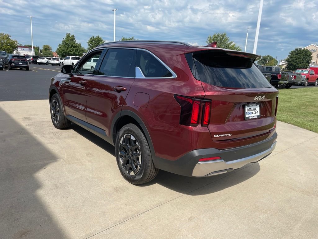 Used 2024 Kia Sorento S w/ Panoramic Sunroof Package AWD/4WD image 7