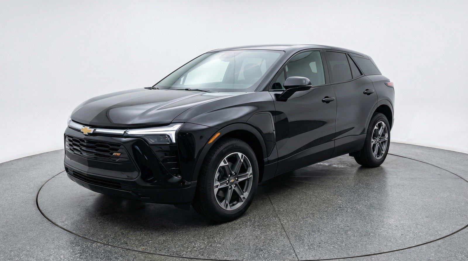 Used 2025 Chevrolet Blazer LT image 3