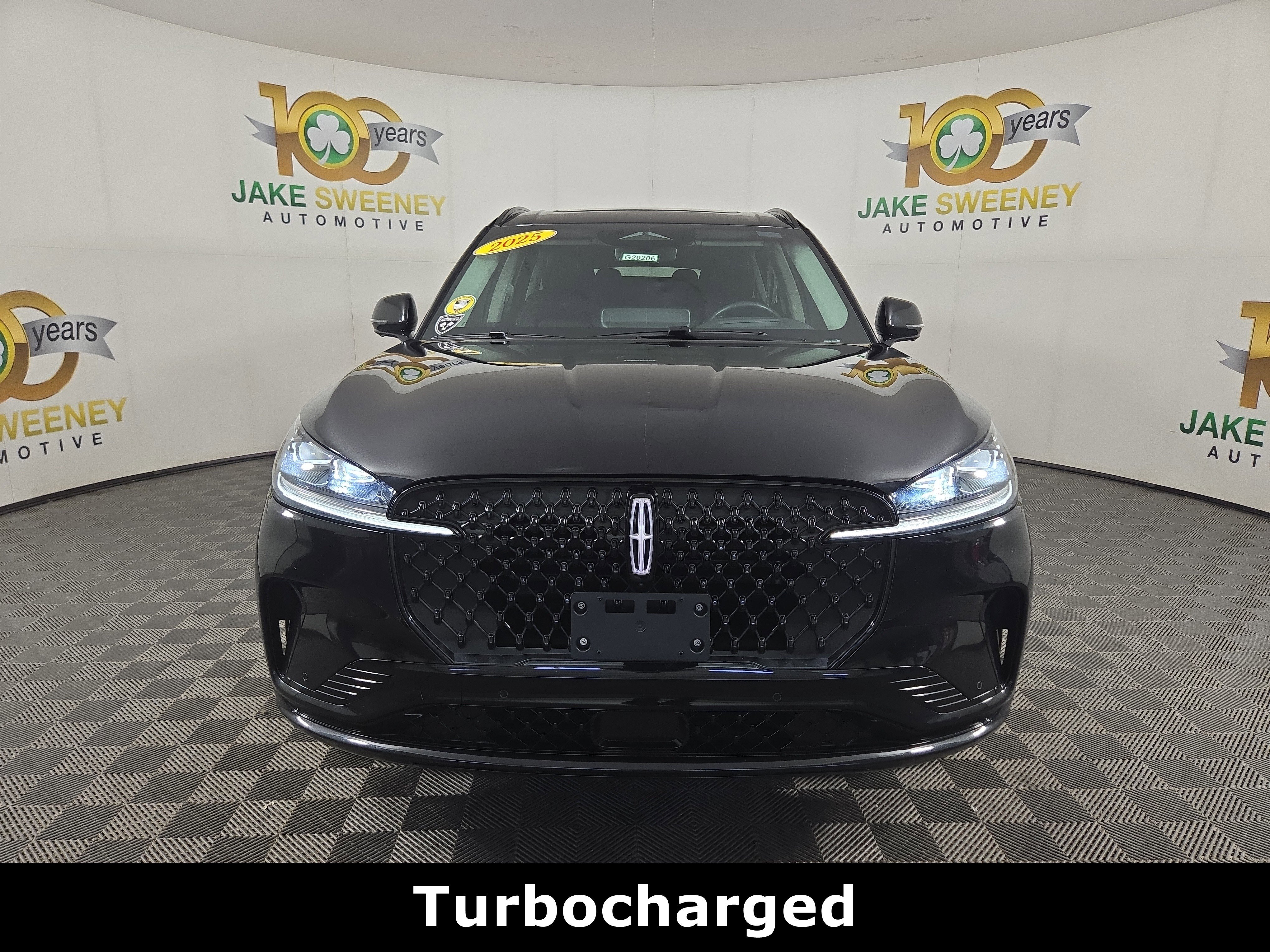 Used 2025 Lincoln Aviator Reserve w/ Jet Appearance Package AWD/4WD image 2