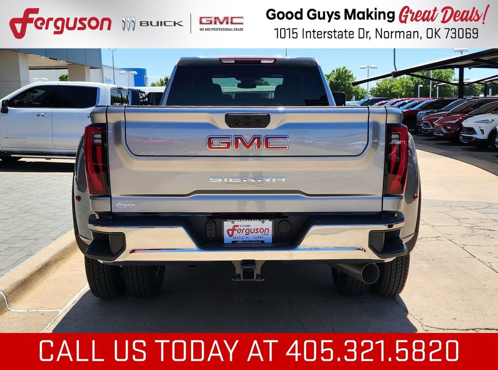 New 2026 GMC Sierra 3500 Pro AWD/4WD image 4