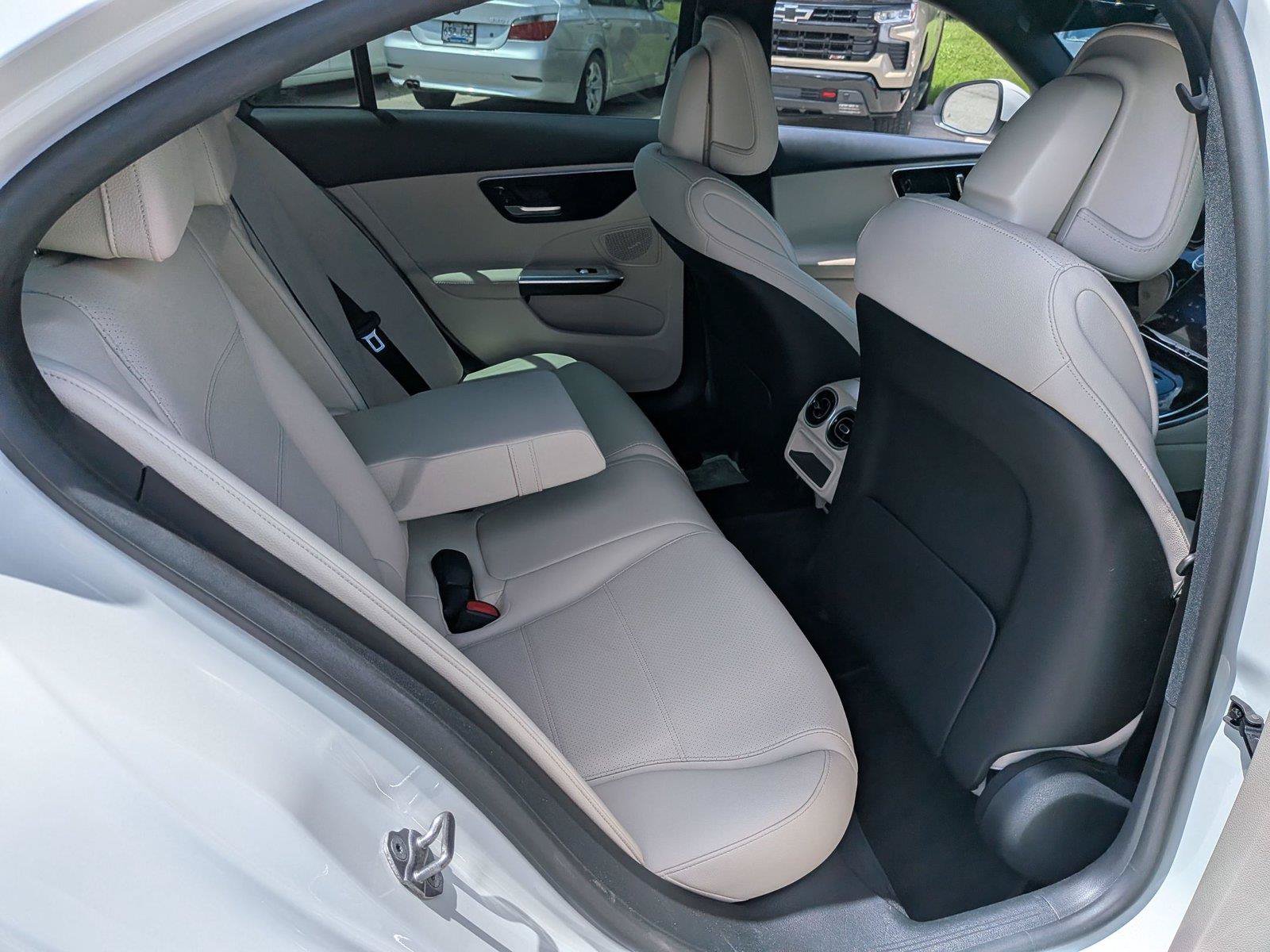 Used 2022 Mercedes-Benz C 300 Sedan image 34