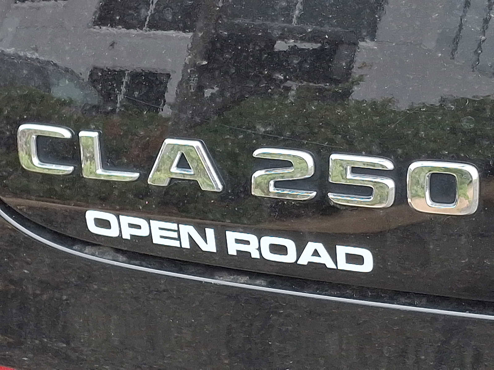 Used 2022 Mercedes-Benz CLA 250 4MATIC w/ Premium Package Lite image 29