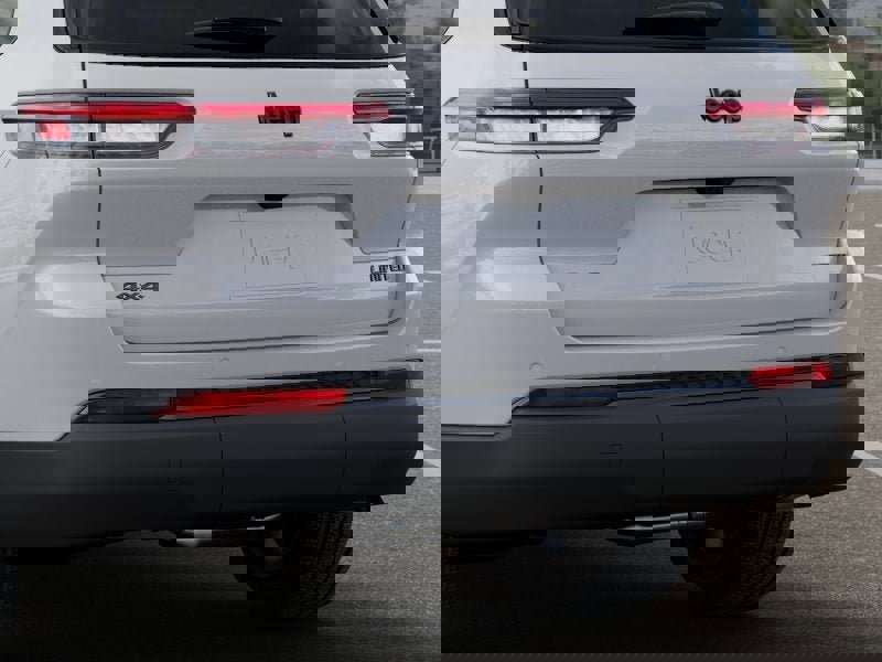 New 2025 Jeep Grand Cherokee L Limited w/ Luxury Tech Group II image 45