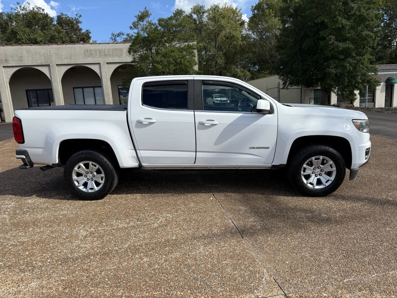 Used 2018 Chevrolet Colorado LT image 4