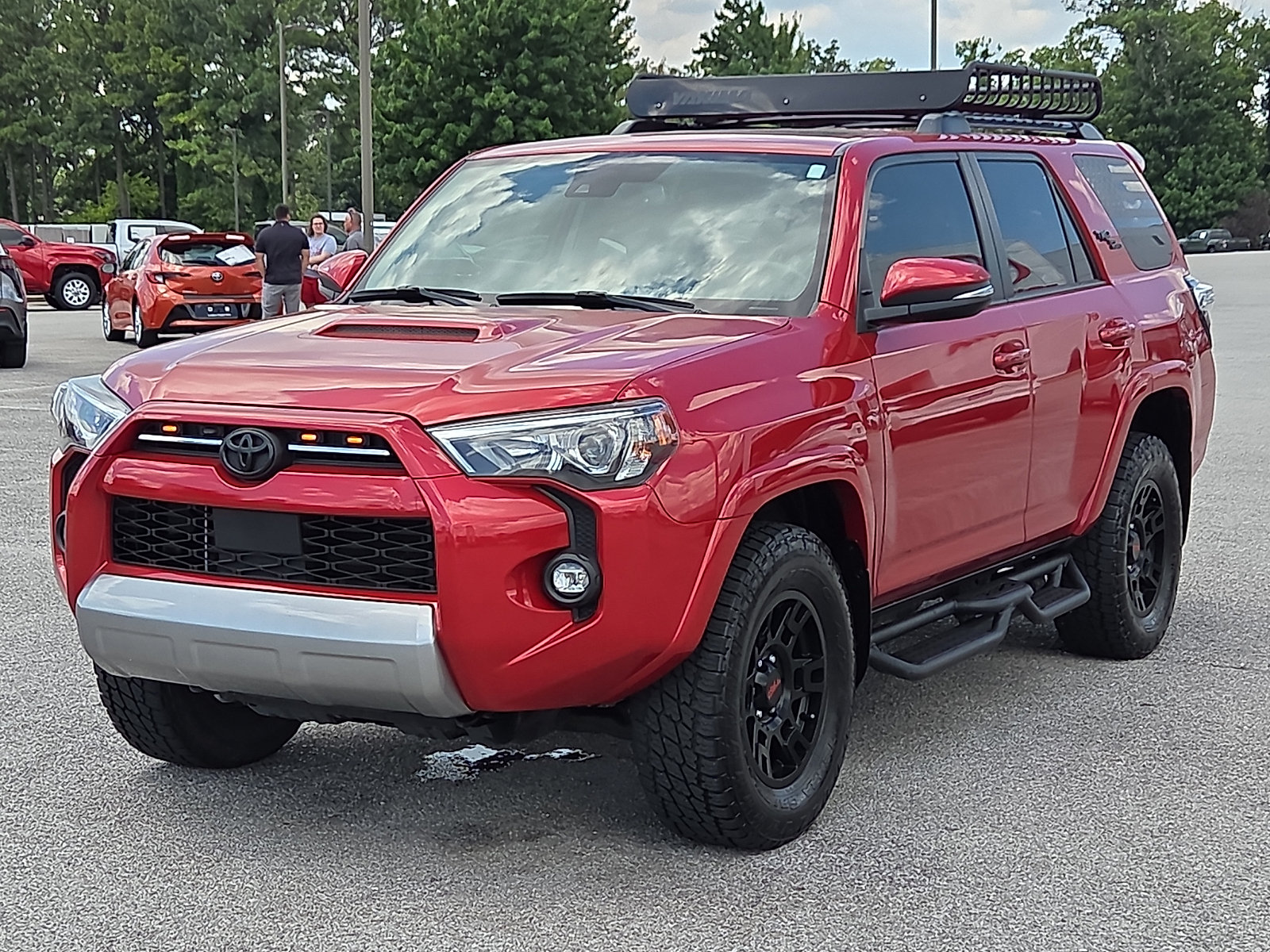 Used 2022 Toyota 4Runner TRD Off-Road Premium w/ Moonroof Package AWD/4WD image 2