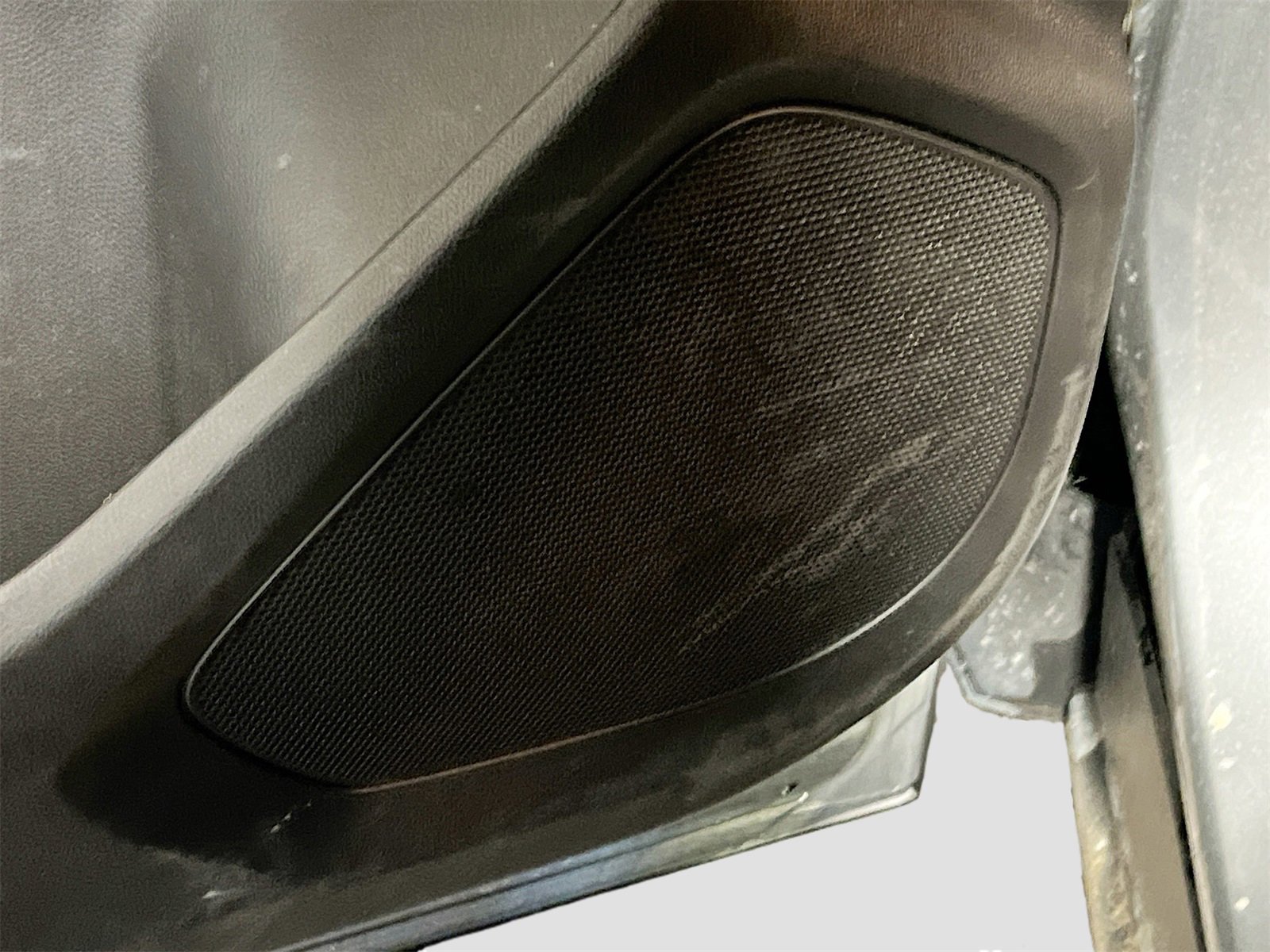 Used 2025 Chevrolet TrailBlazer LT w/ Driver Confidence Package image 19