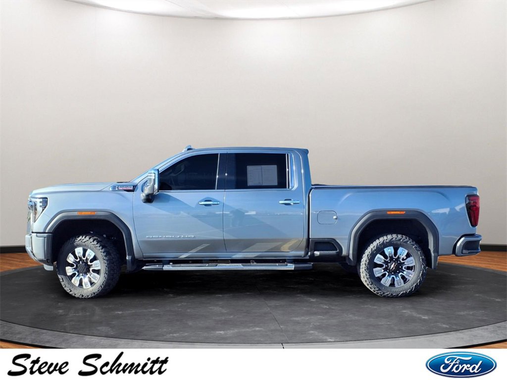 Used 2024 GMC Sierra 2500 Denali w/ Denali Reserve Package image 2