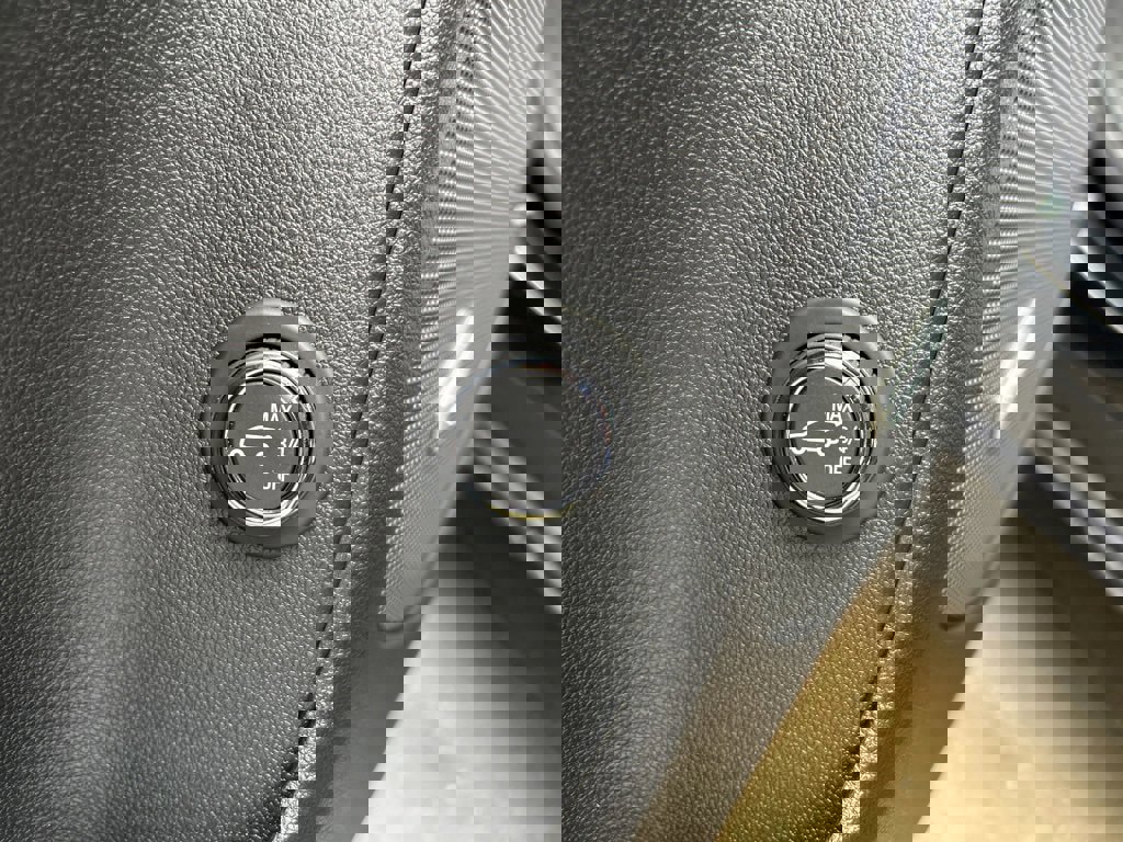 New 2025 Chevrolet Blazer RS w/ Driver Confidence II Package image 29