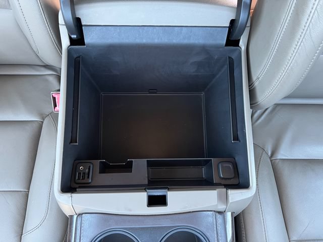 Used 2015 Chevrolet Suburban LT AWD/4WD image 33