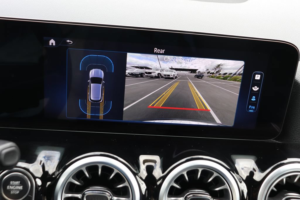 Used 2025 Mercedes-Benz GLA 250 image 31