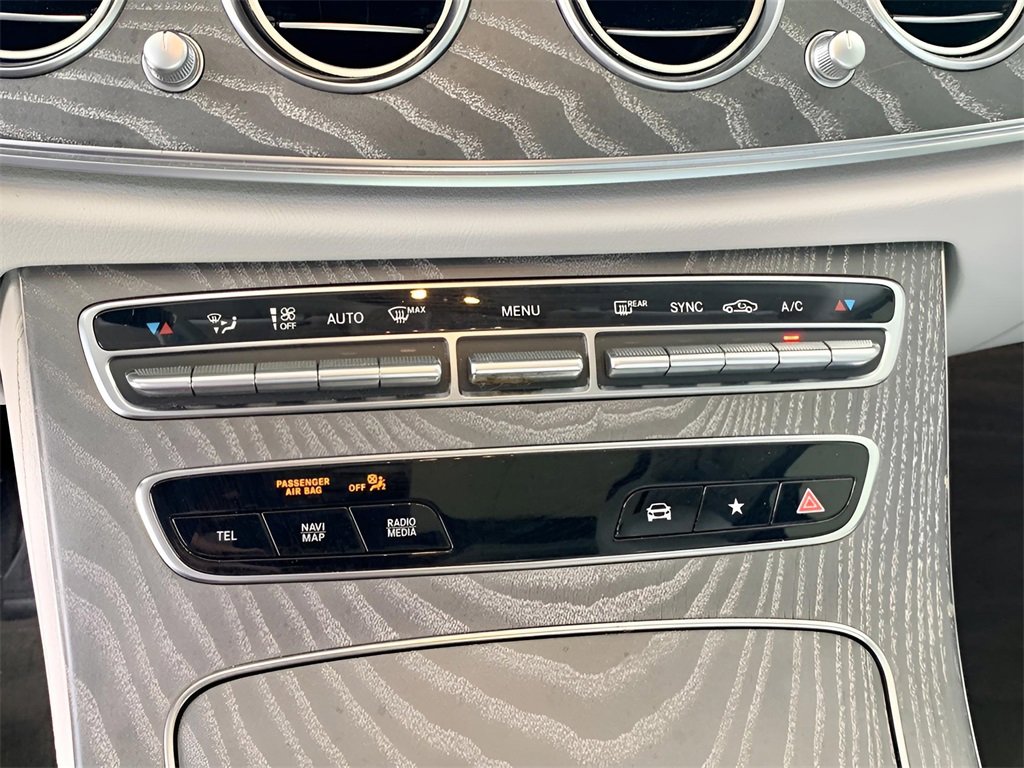 Used 2021 Mercedes-Benz E 350 Sedan image 38