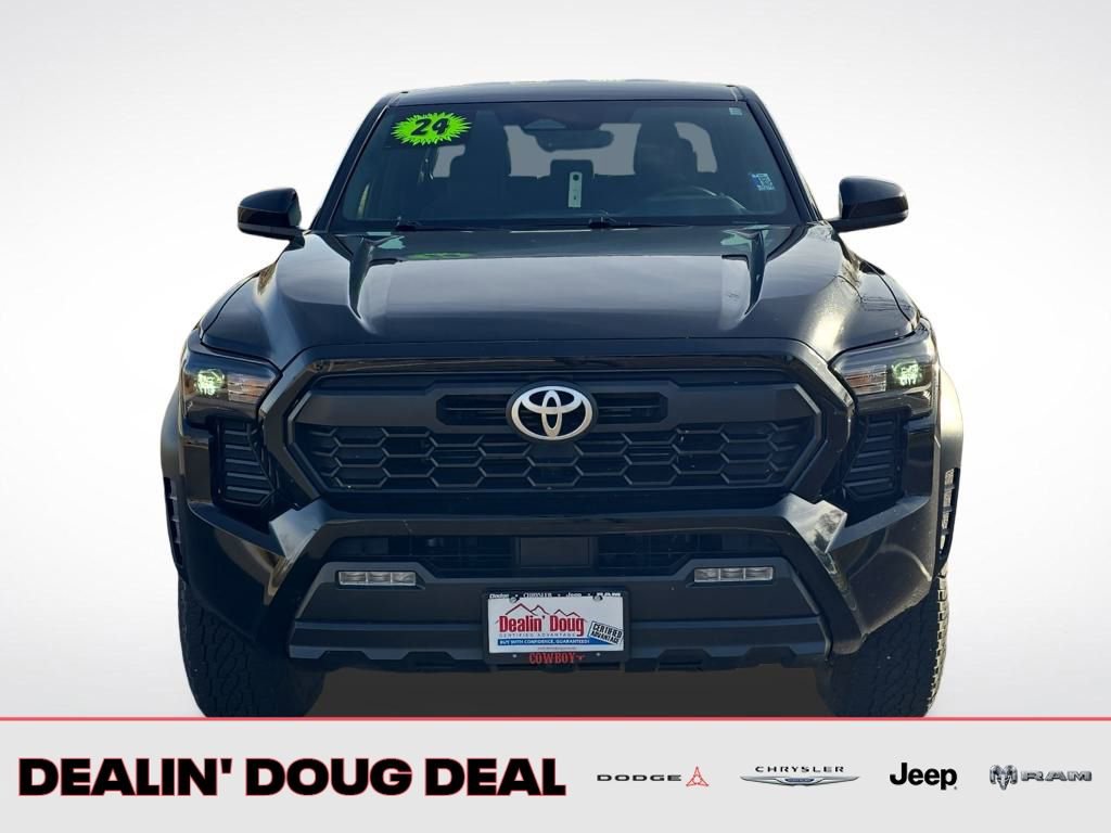 Used 2024 Toyota Tacoma TRD Off-Road AWD/4WD image 9