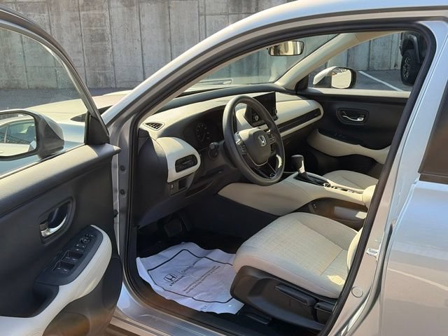 Certified 2024 Honda HR-V LX image 14