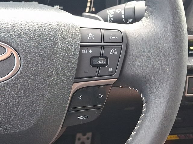 Used 2026 Toyota Camry SE FWD image 21