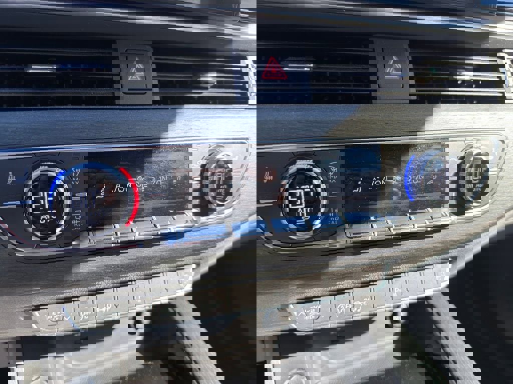 Used 2021 Audi A4 2.0T Premium w/ Convenience Package image 27