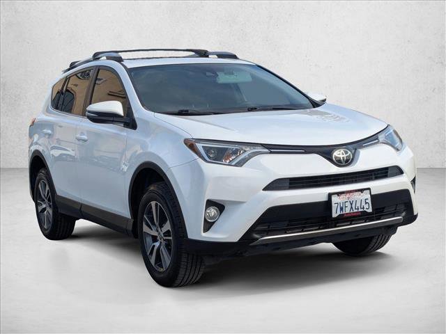 Used 2017 Toyota RAV4 XLE video 2