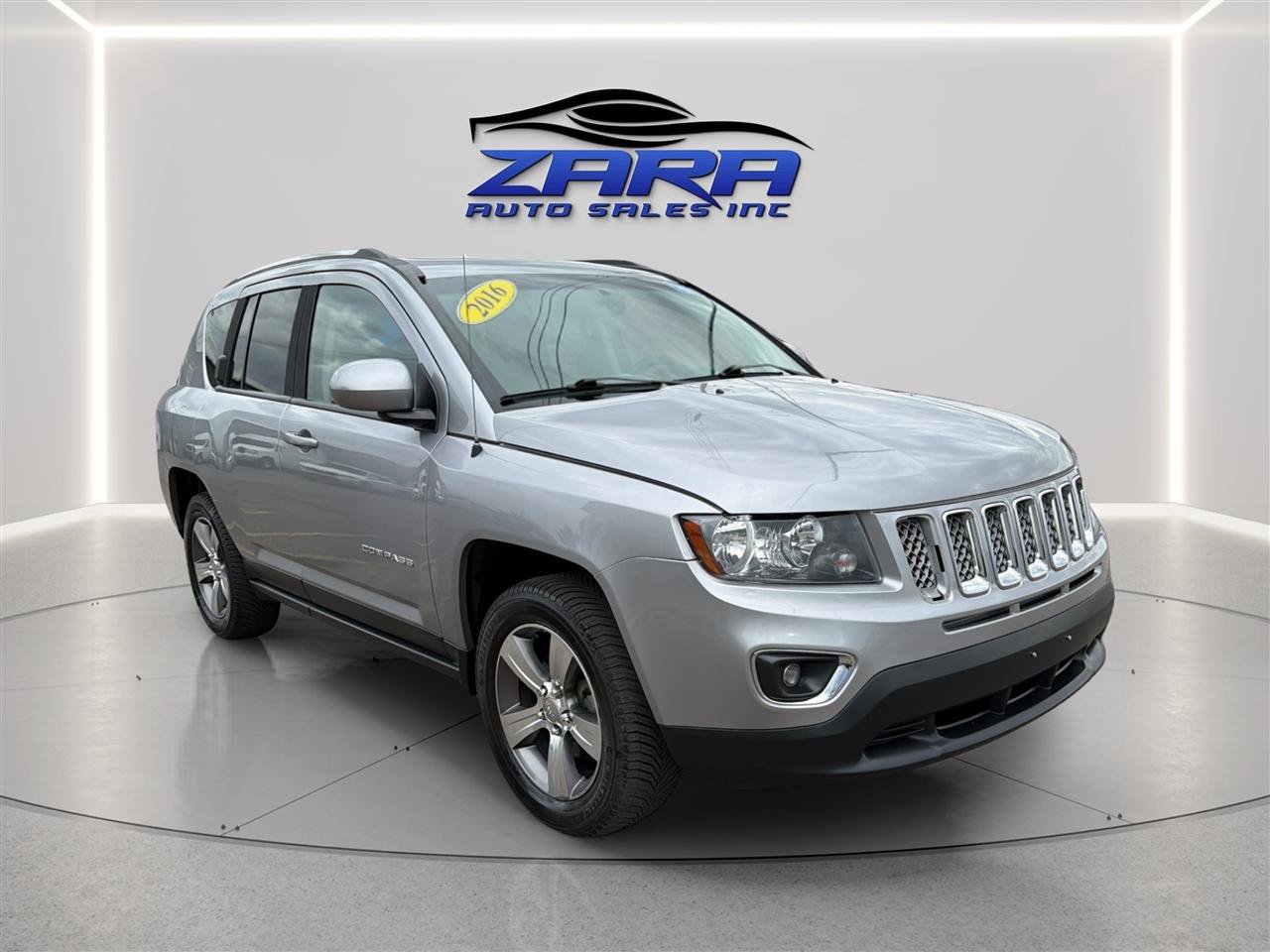 Used 2016 Jeep Compass High Altitude AWD/4WD image 9