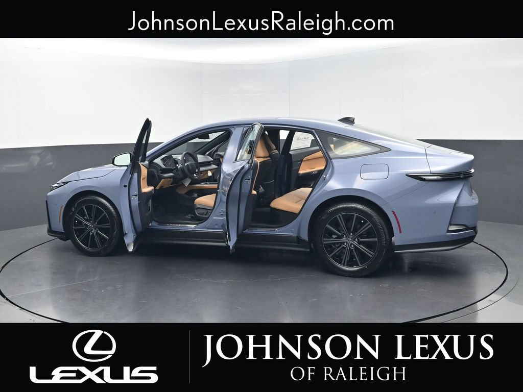New 2027 Lexus ES 350h AWD image 37