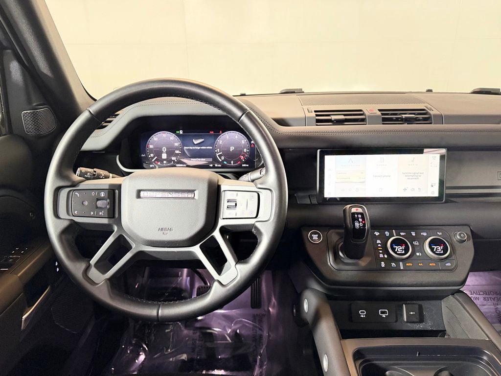 Used 2024 Land Rover Defender 110 X-Dynamic SE image 11