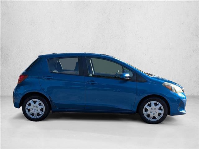 Used 2017 Toyota Yaris L image 4