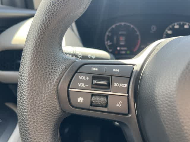 Used 2023 Honda HR-V LX image 24