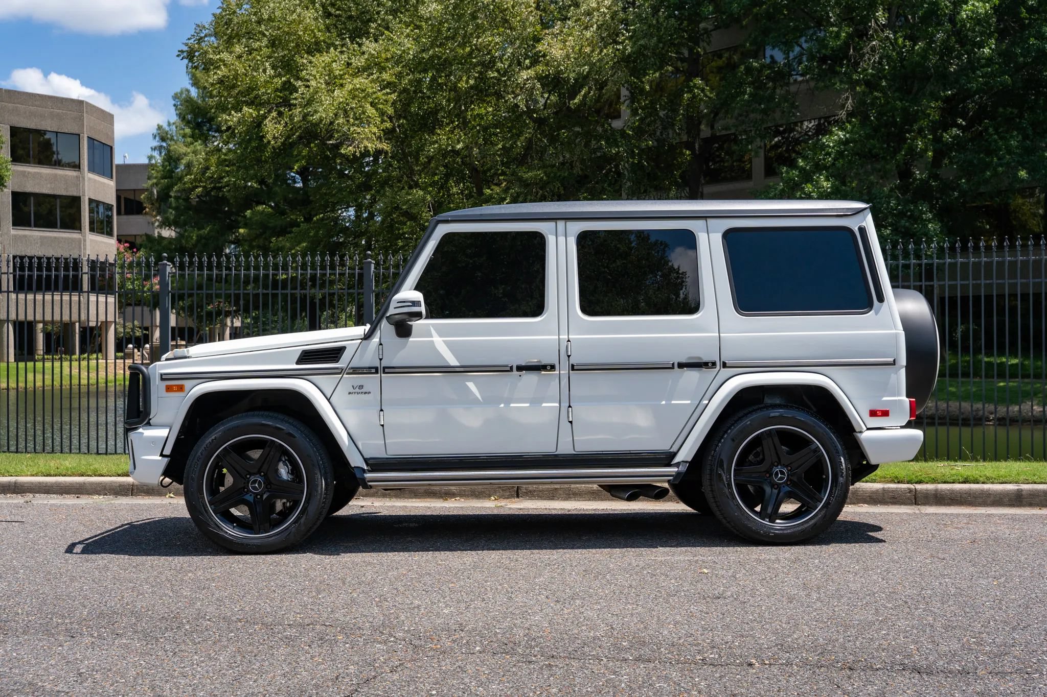 Used 2017 Mercedes-Benz G 63 AMG 4MATIC image 9