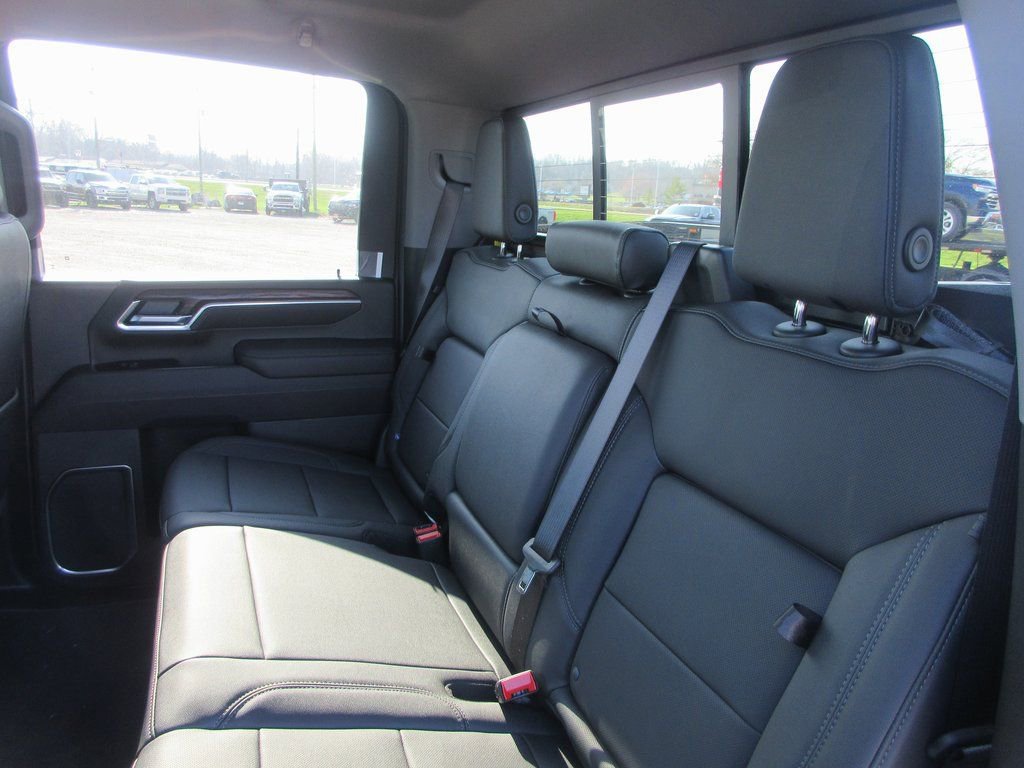 New 2026 GMC Sierra 2500 SLT w/ SLT Premium Package image 14