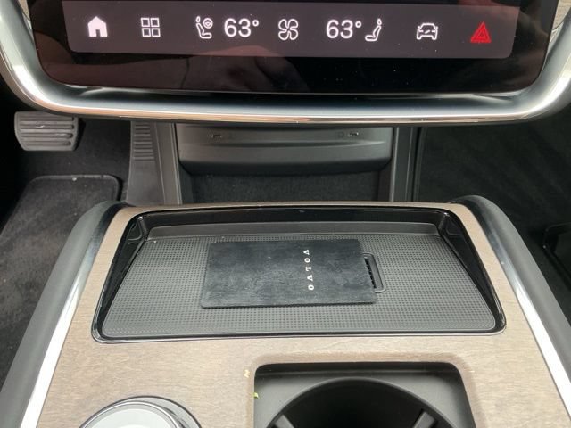 Certified 2025 Volvo EX90 Ultra AWD/4WD image 16