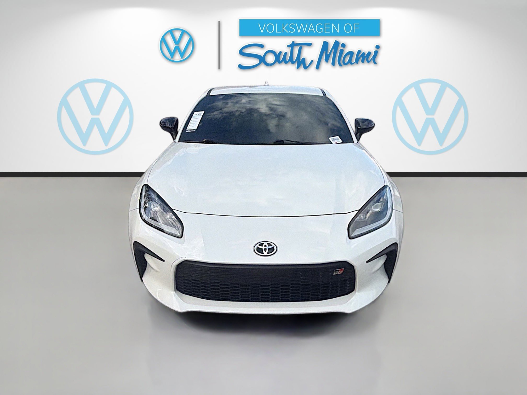 Used 2023 Toyota GR86 Premium image 2