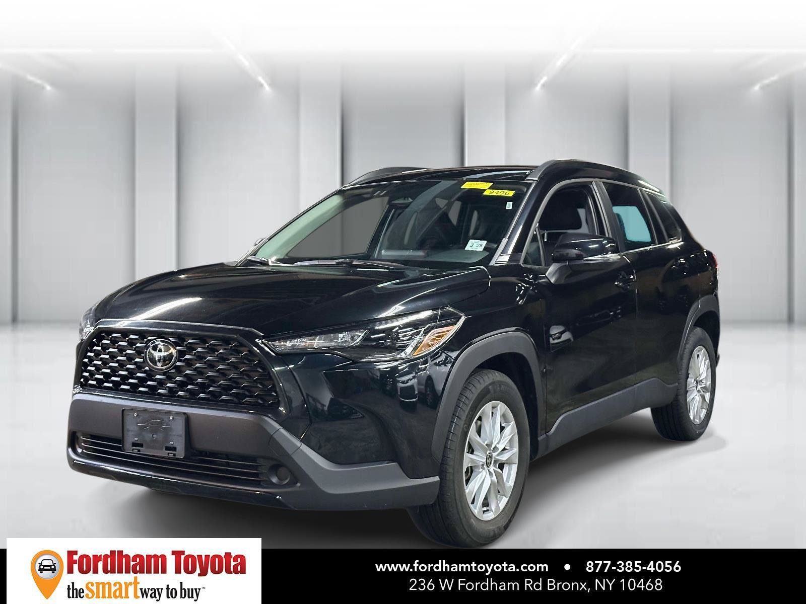 Used 2025 Toyota Corolla Cross LE image 7