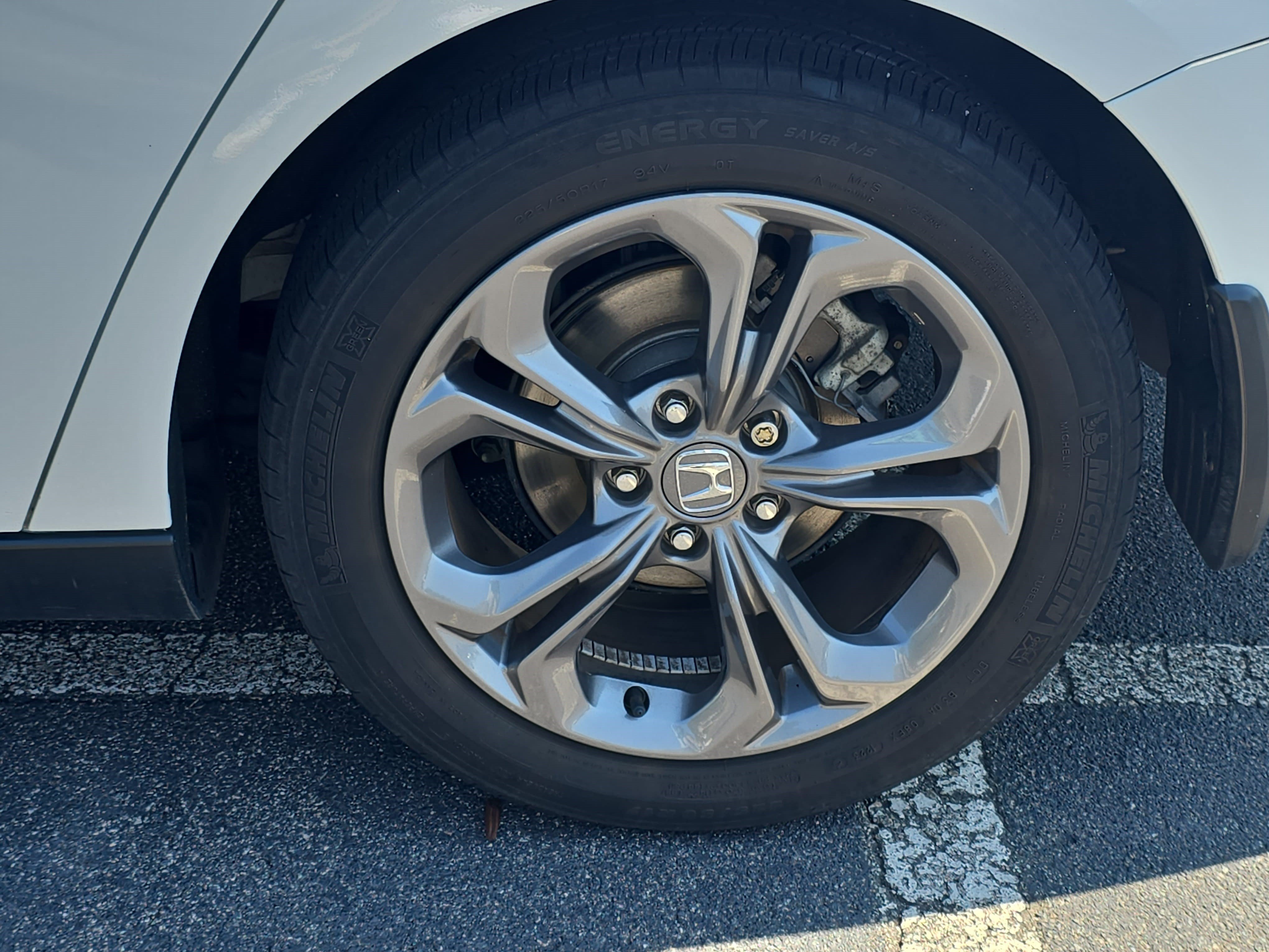 Used 2023 Honda Accord EX image 33