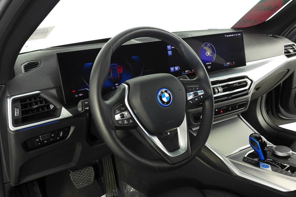 Certified 2023 BMW i4 eDrive35 RWD image 31