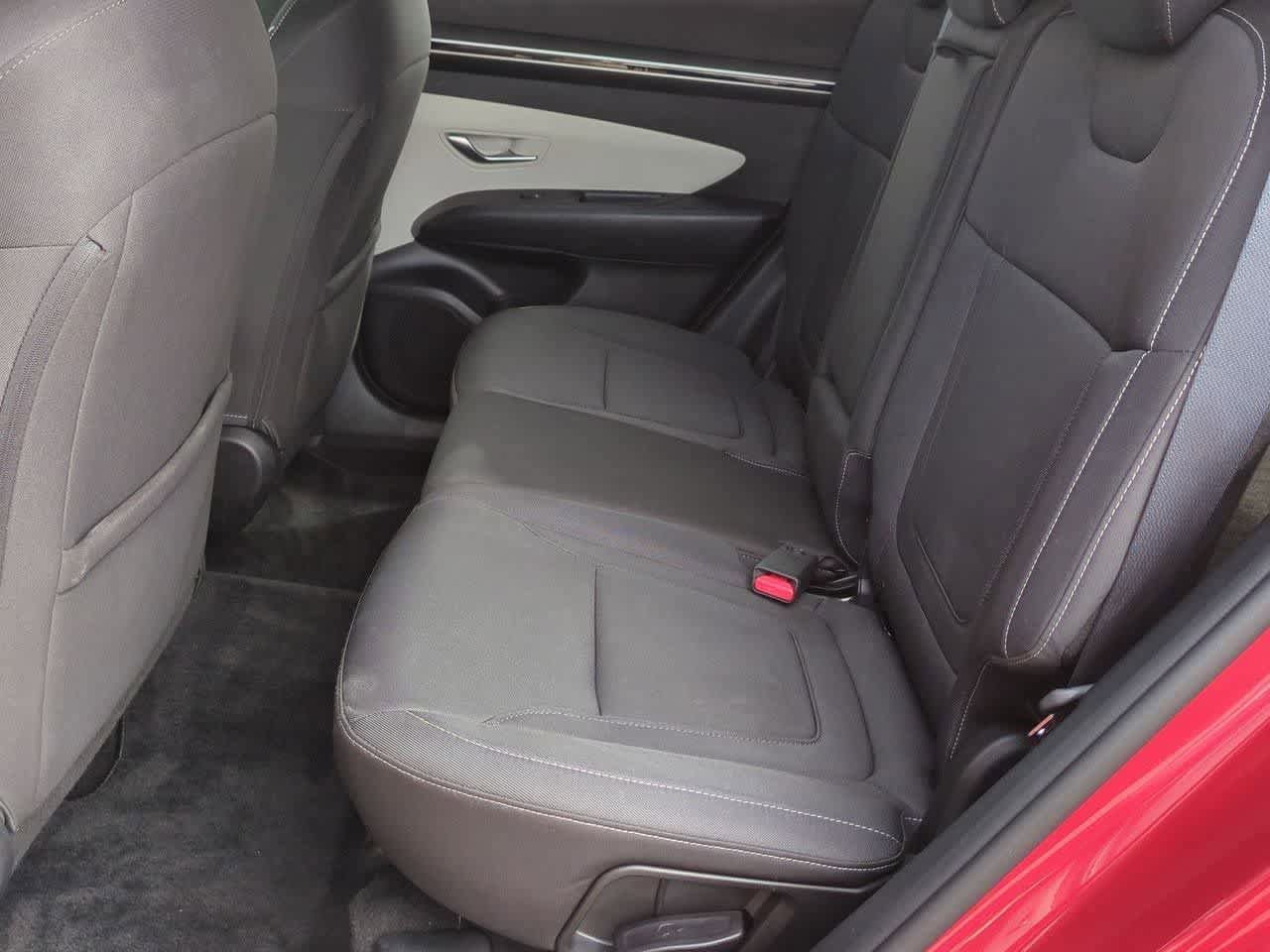 Used 2022 Hyundai Tucson SEL w/ Cargo Package AWD/4WD image 18