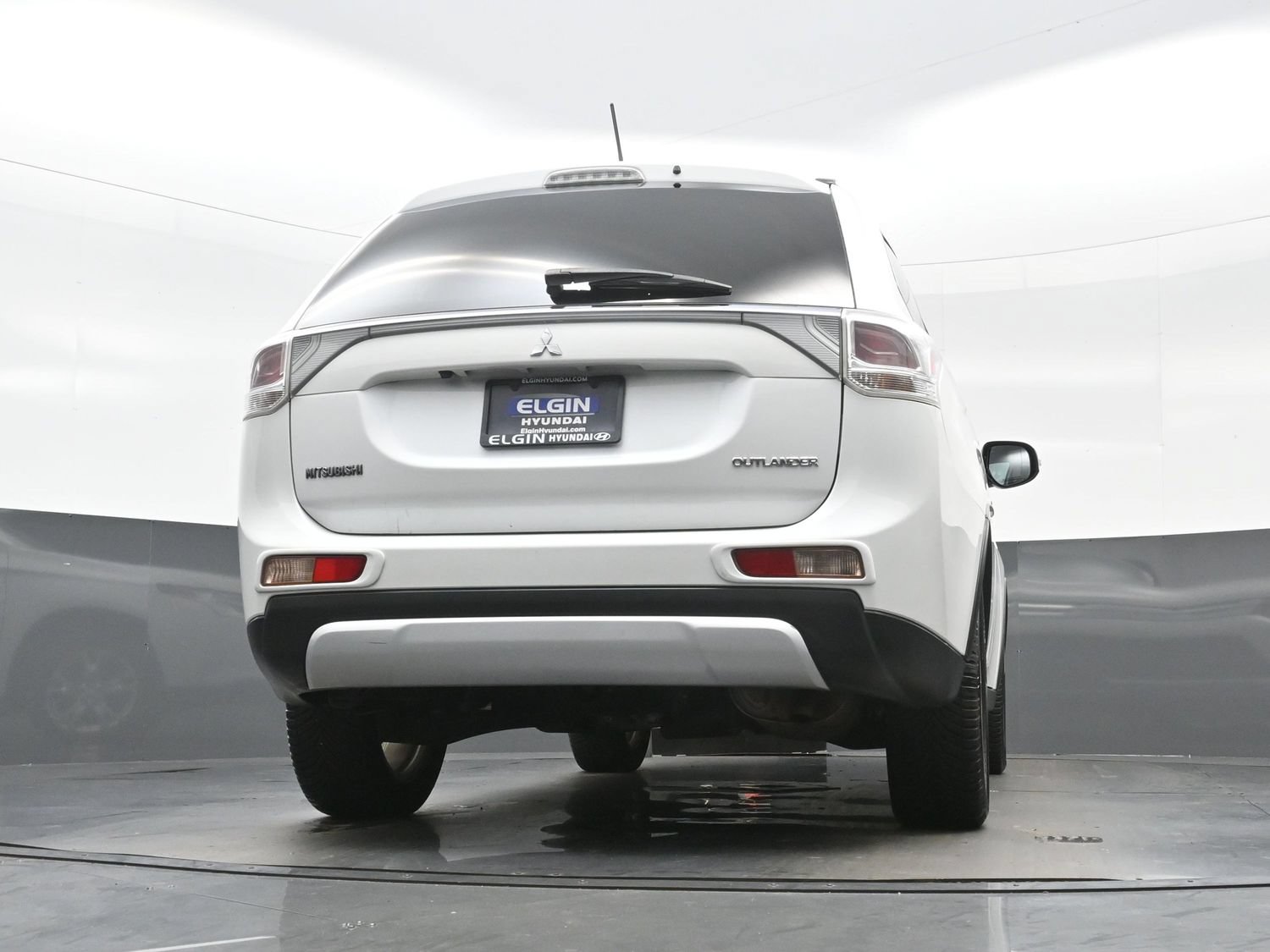 Used 2015 Mitsubishi Outlander SE AWD/4WD image 33