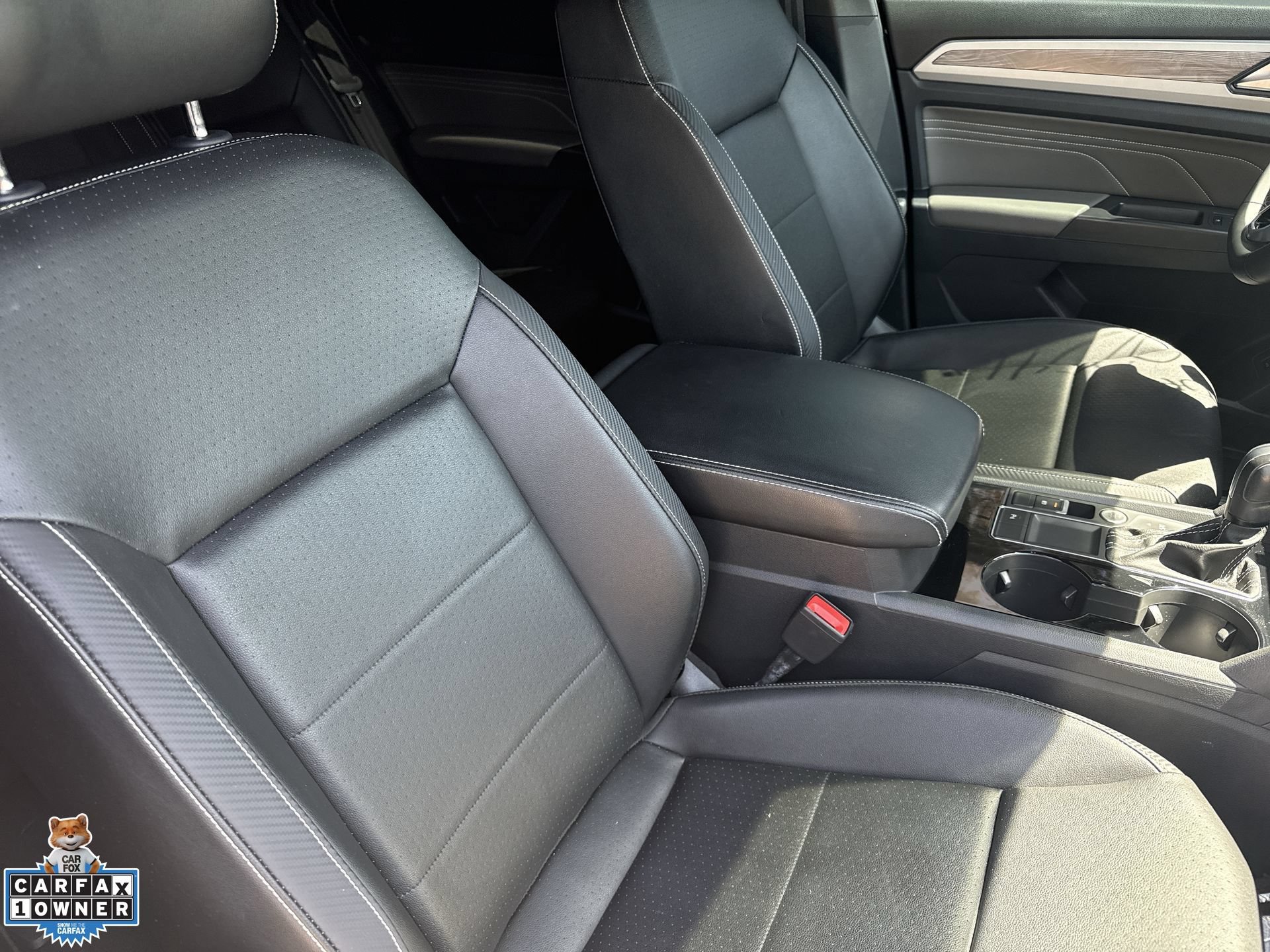 Used 2023 Volkswagen Atlas Cross Sport SE FWD image 25
