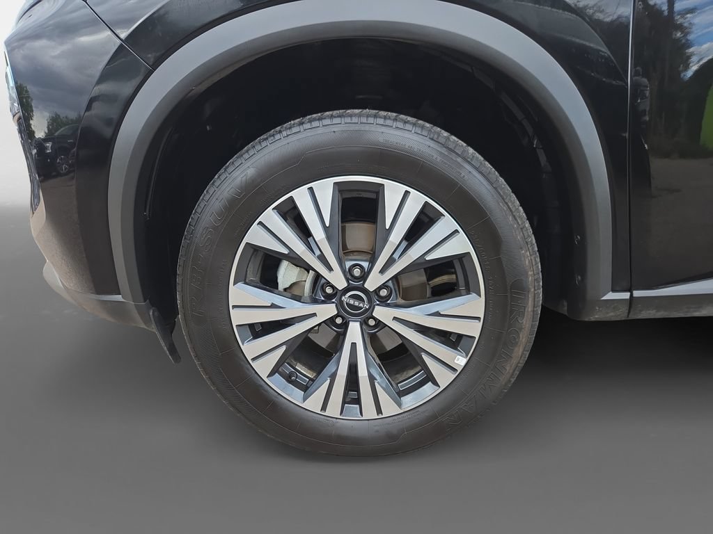 Used 2023 Nissan Rogue SV AWD/4WD image 15