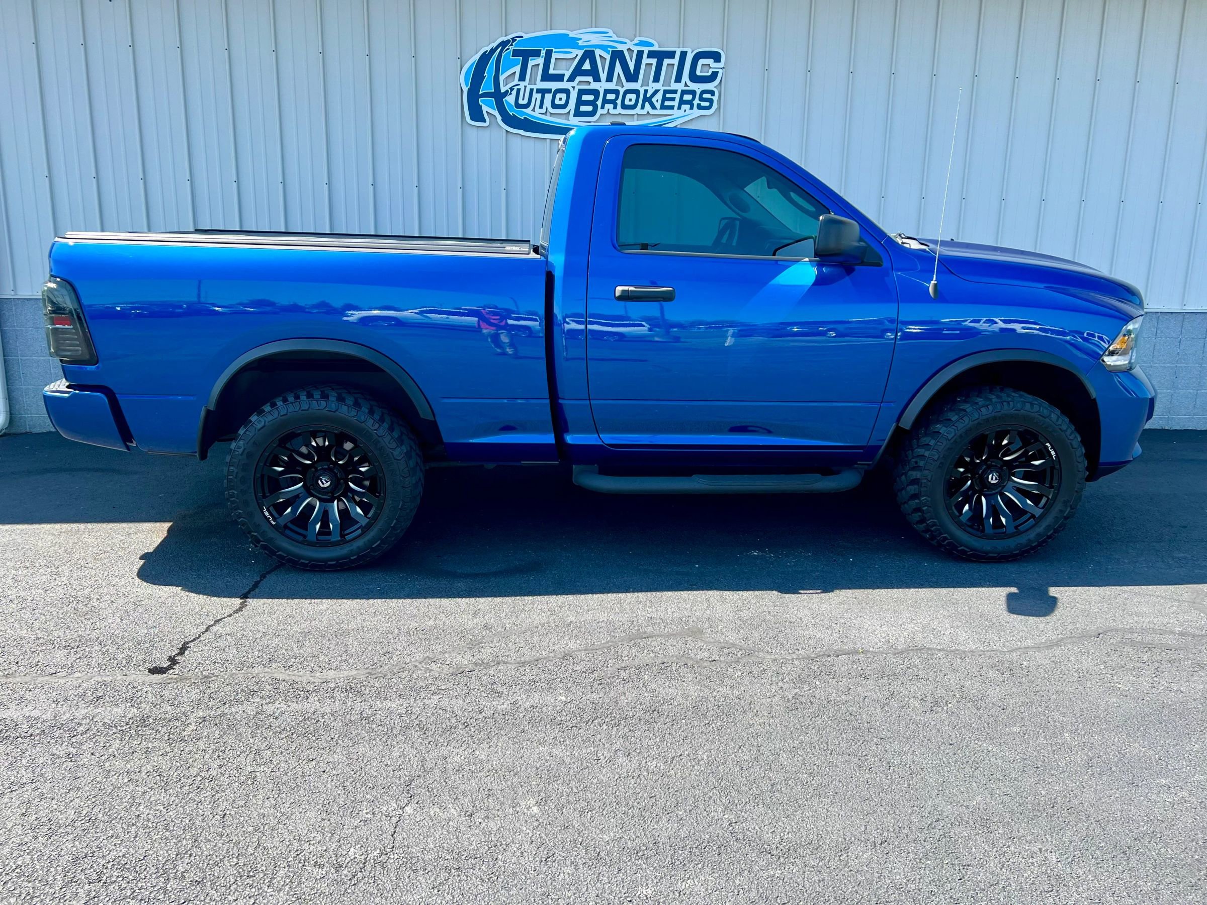 Used 2011 RAM 1500 Express image 3