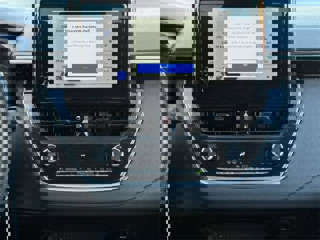 Used 2024 Toyota Corolla LE image 17