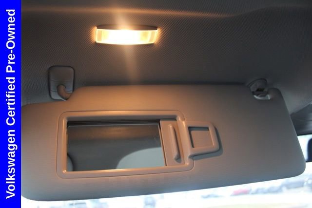 Used 2024 Volkswagen Jetta SE image 44