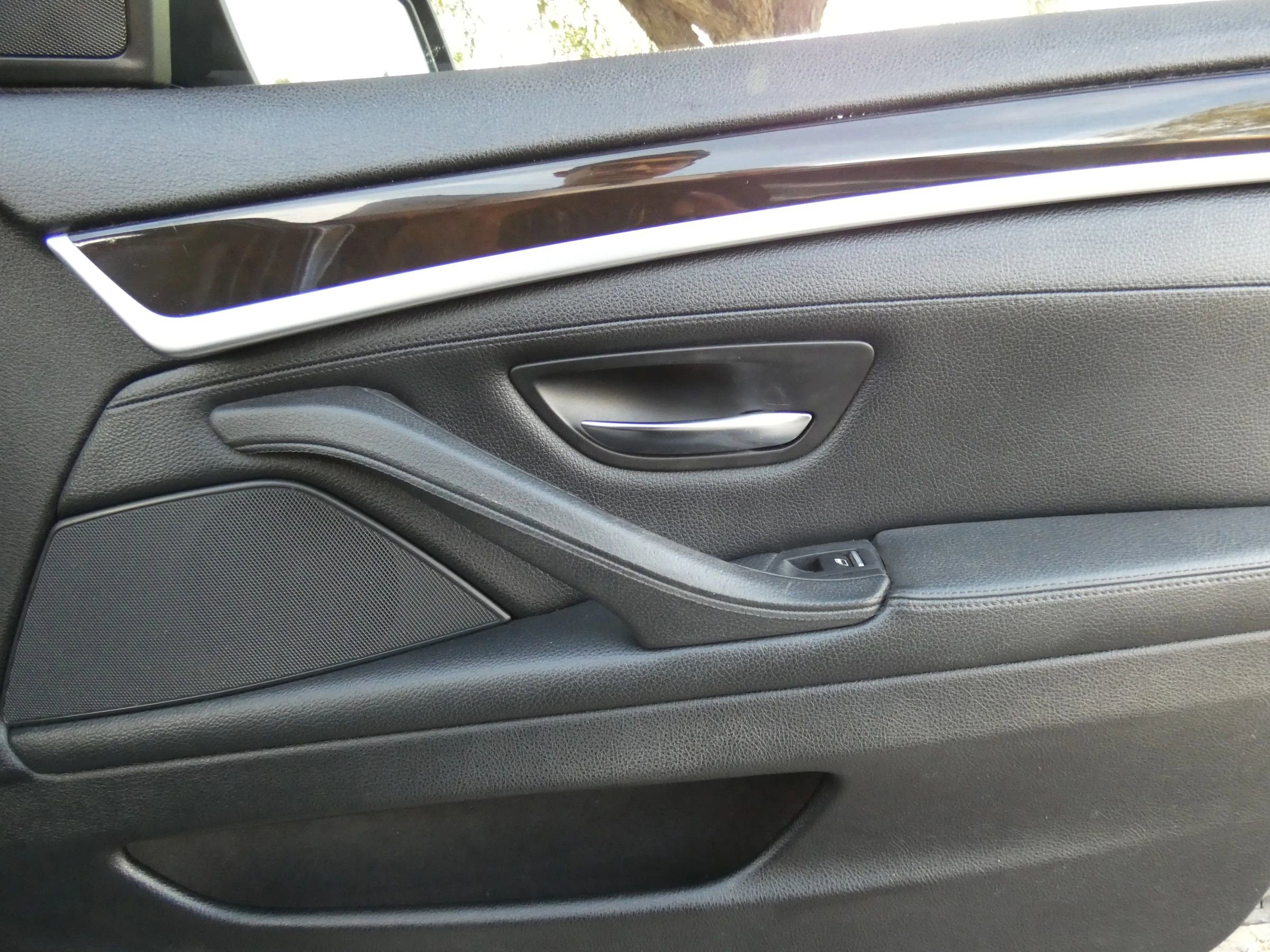 Used 2015 BMW 535i Sedan image 30