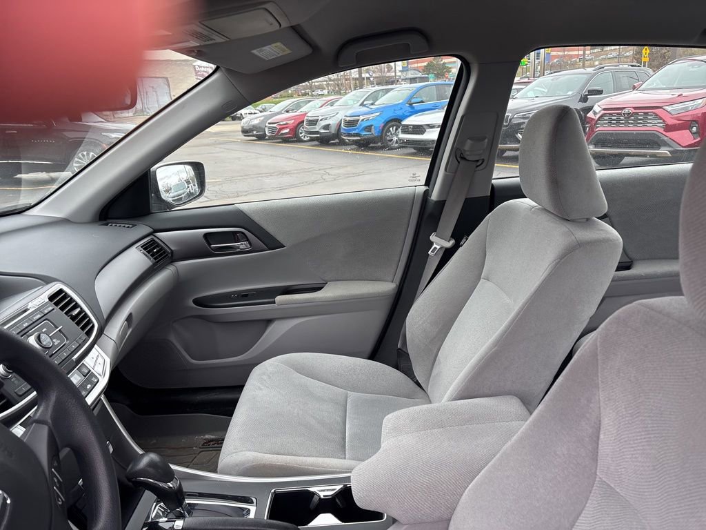 Used 2013 Honda Accord LX image 12