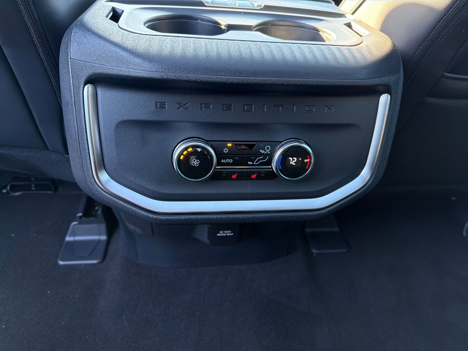 New 2026 Ford Expedition Platinum w/ Stealth Appearance Package image 26