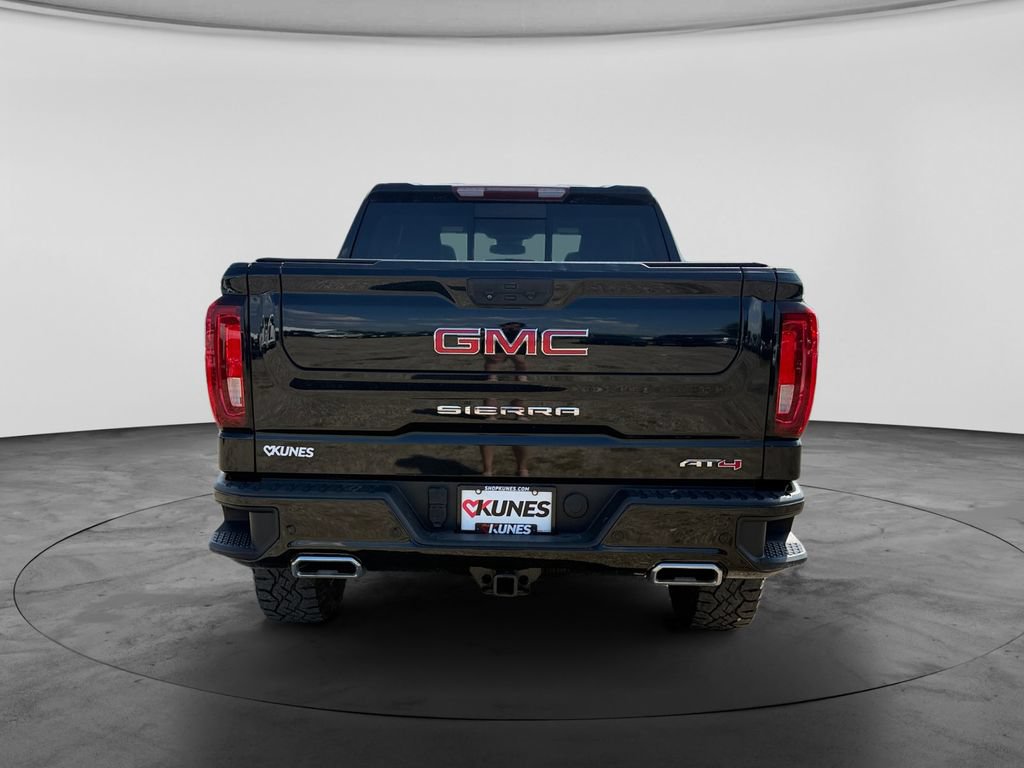 Used 2023 GMC Sierra 1500 AT4 w/ AT4 Preferred Package AWD/4WD image 9
