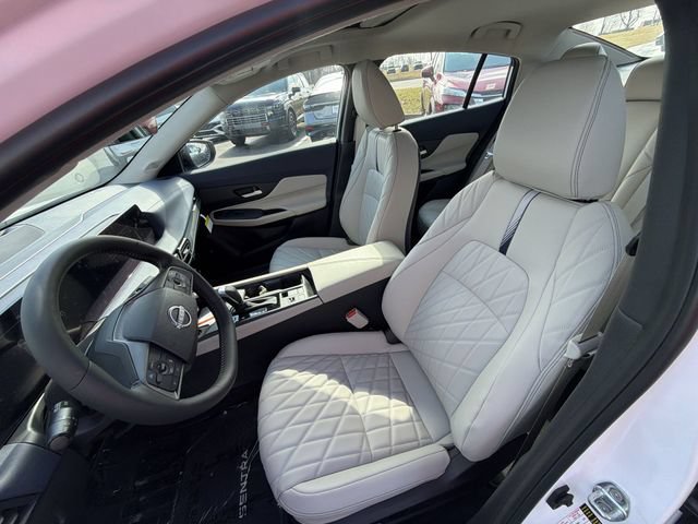 New 2026 Nissan Sentra SL w/ Floor Mat Package FWD image 11