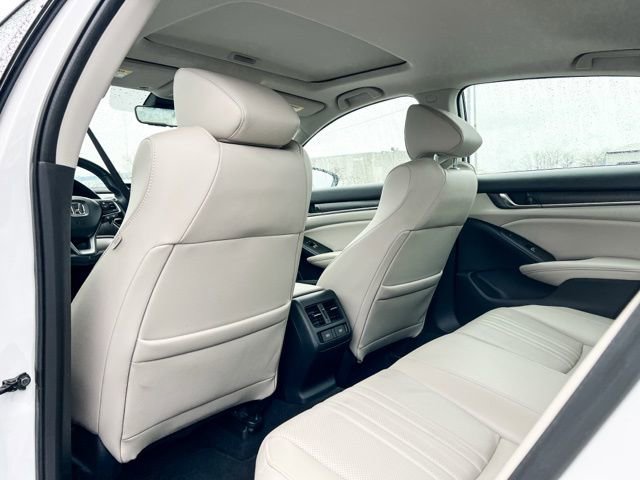 Used 2022 Honda Accord Touring image 10