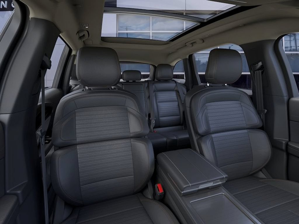 New 2026 Lincoln Nautilus Reserve AWD/4WD image 10