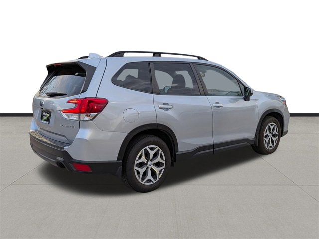 Used 2020 Subaru Forester Premium image 5